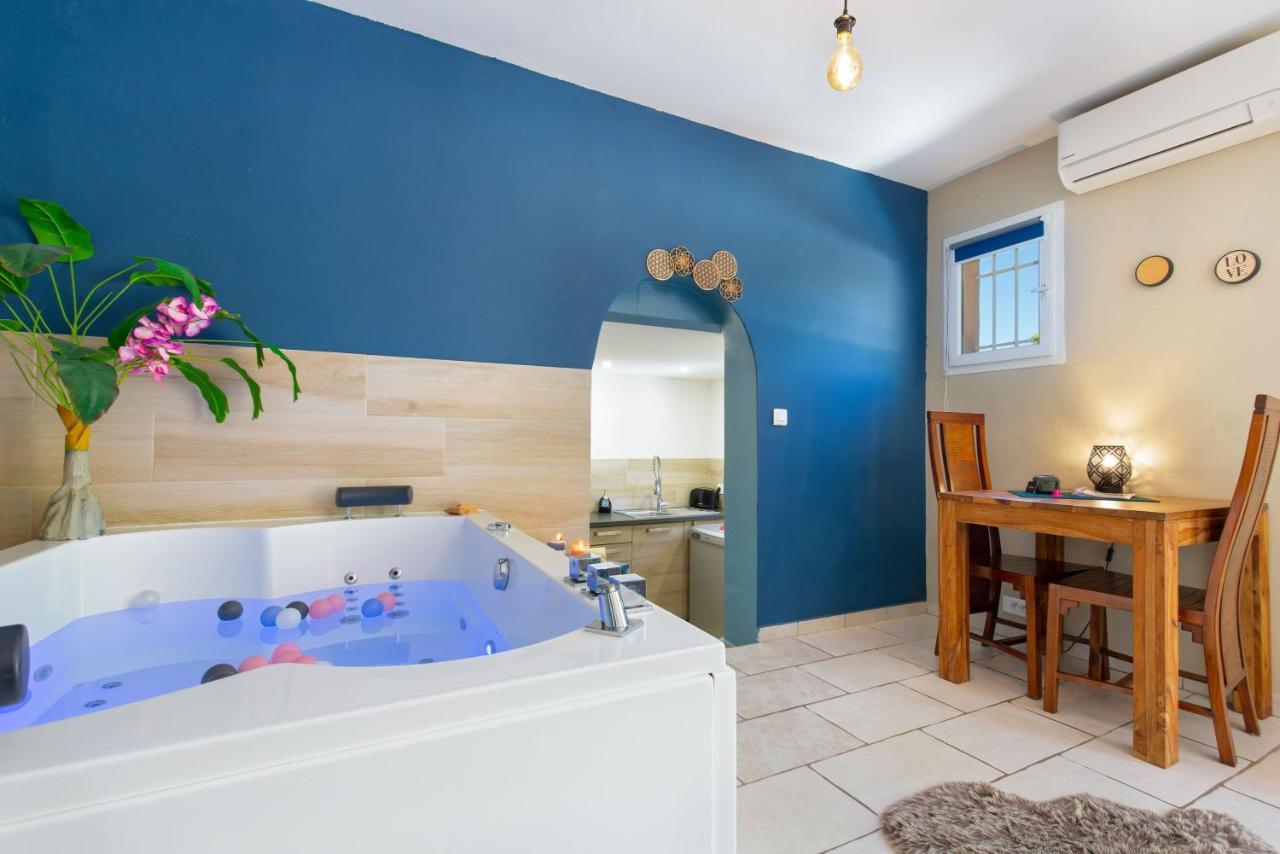 Appartement Jacuzzi 4 Etoiles Beaute - Mbroom Var Puget-sur-Argens Eksteriør billede